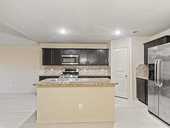 3rd image of 2414 Fall Aster Dr