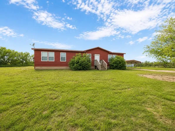 9605 Brayden Rd, Coahoma, TX 79511