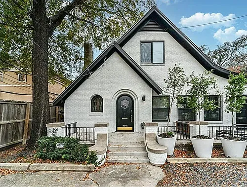 2235 Welch St Photo 1