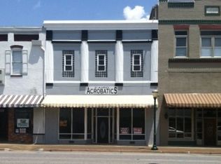 137 S Broad St, Cairo, GA 39828