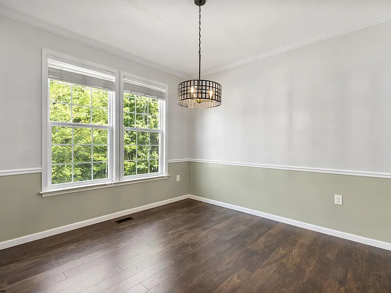 112 Casey Ln — Photo 2