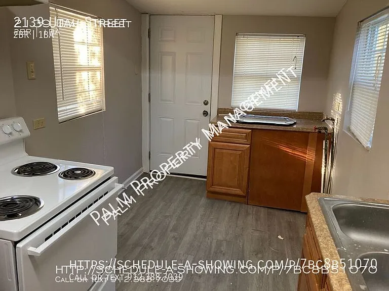 2139 Utah St — Photo 4