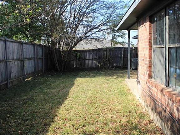 4th image of 4719 Lomax Dr