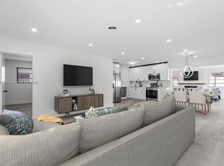 2833 SW 4th Ct, Fort Lauderdale, FL 33312