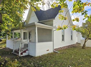 110 S Manitou St, Pinconning, MI 48650