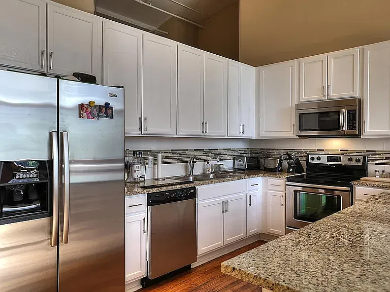 1520 Washington Ave — Photo 1