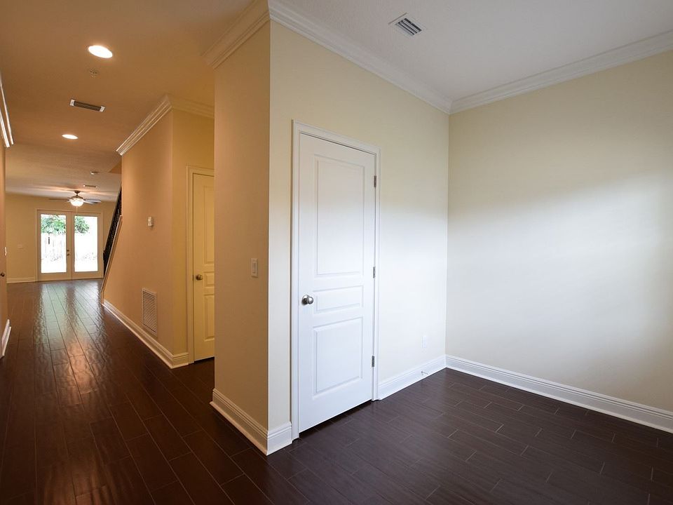 1st image of 2443 E Pine St #8592711