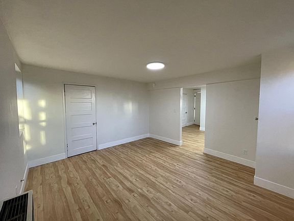 Bedroom/living area
