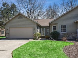 23 Royal Troon Dr, Michigan City, IN 46360