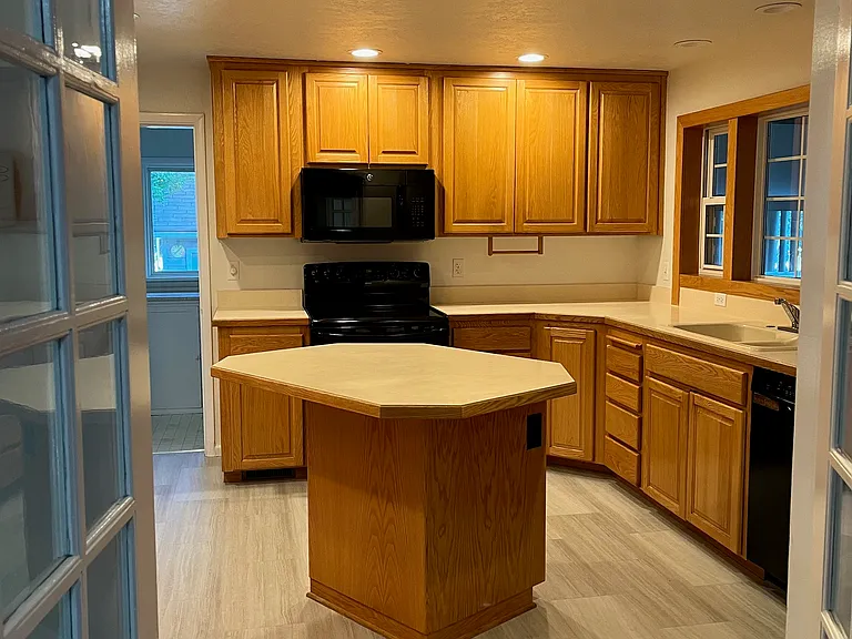 1511 S Londoner Ave — Photo 11