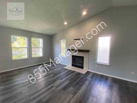 3rd image of 7072 Rolling Hills Dr