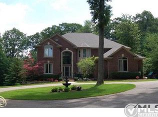 80530 Woodridge Ln, Romeo, MI 48065