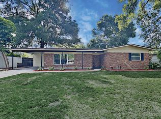 919 Skyview Dr, Brandon, FL 33510