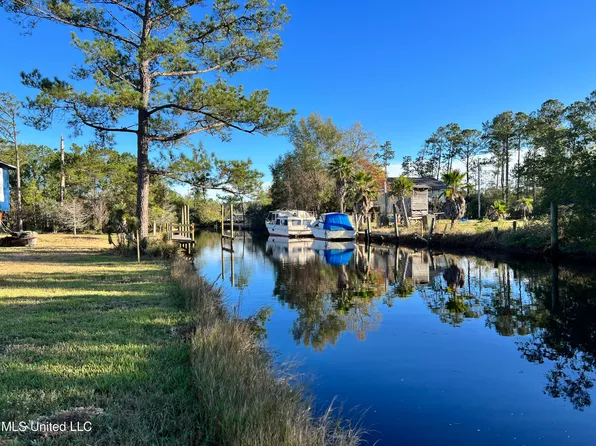 N Carolina St, Bay Saint Louis, MS 39520