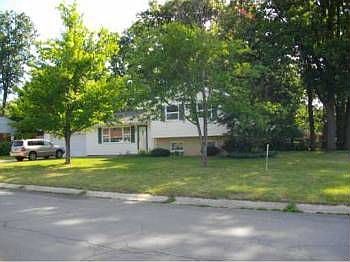 1st image of 50650 Lennox Ave