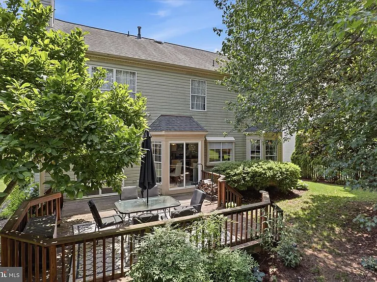 408 Huntfield Ct NE — Photo 34