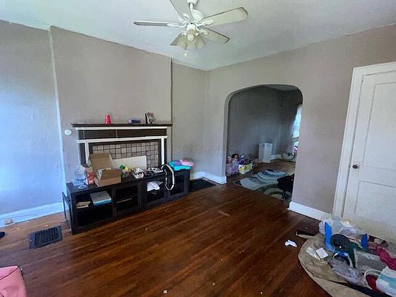 3rd image of 1048 E 20th Ave