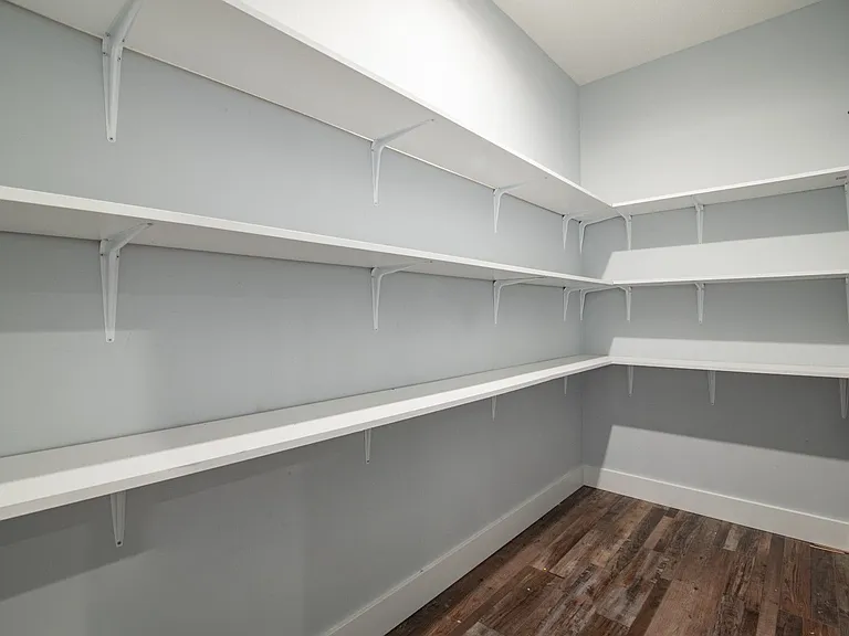 109 Gaston Cir — Photo 37