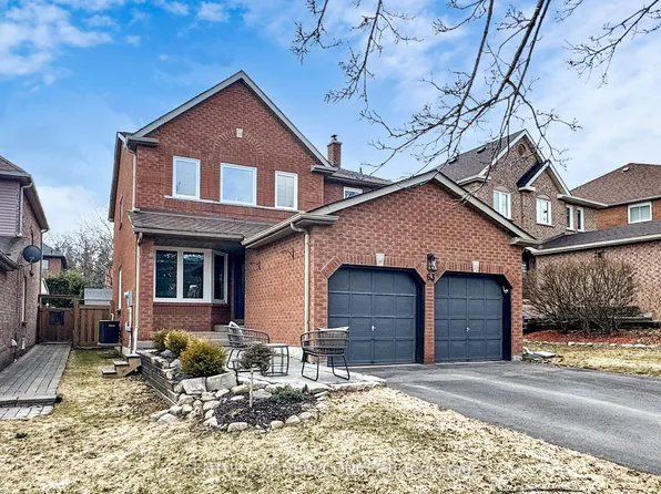 63 Beechbrooke Way, Aurora, ON L4G 6N7