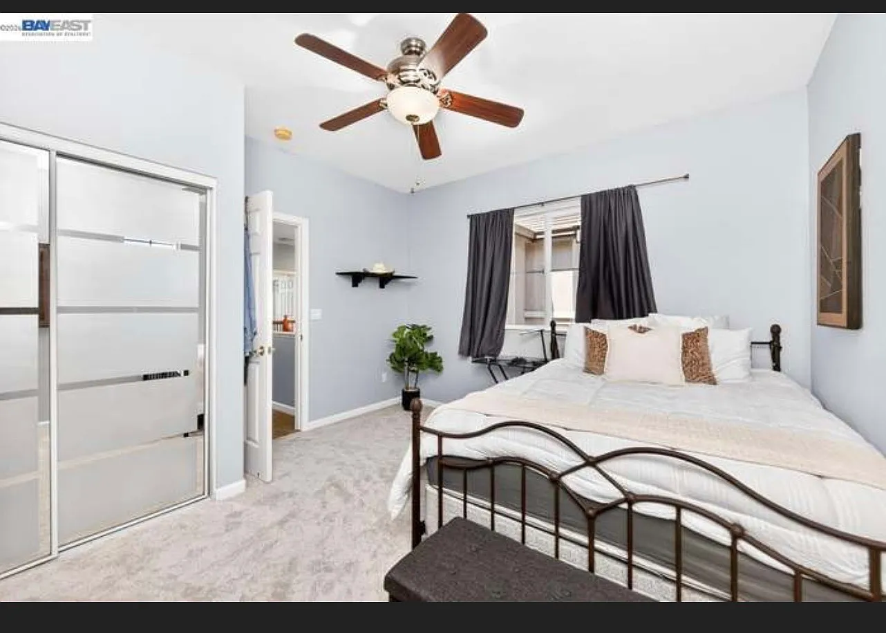 4 bed, 2215 sqft, $1,200 — Photo 2