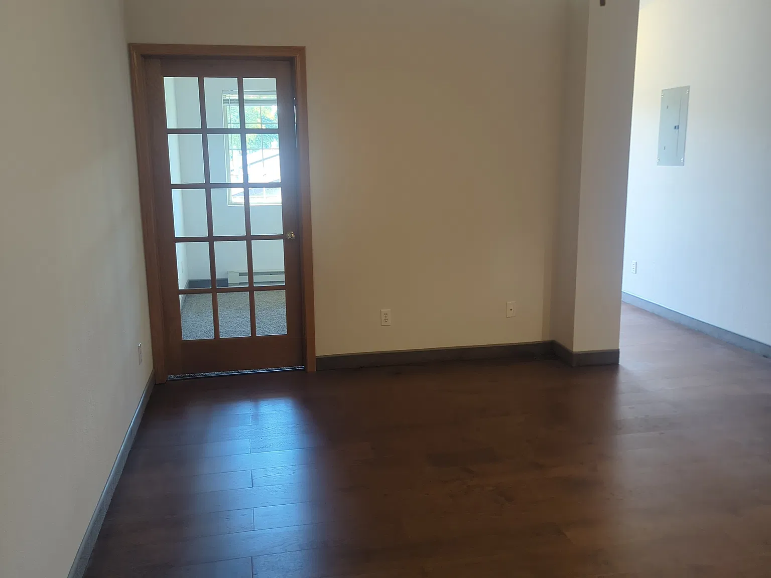 2 bed, 600 sqft, $950 — Photo 2