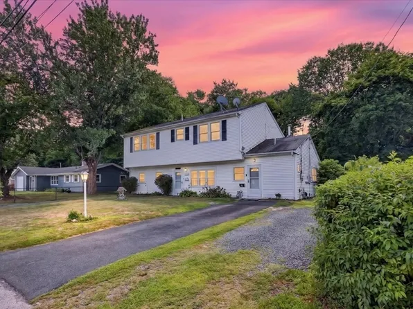 52 Boyle Rd, Brockton, MA 02302