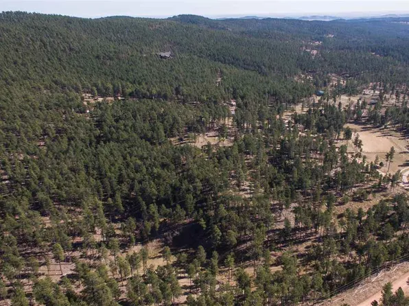 10250 Echo Valley Ct, Rapid City, SD 57702