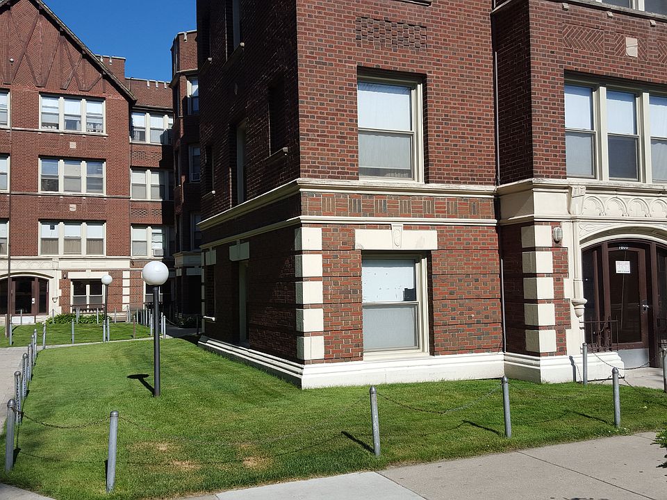 2nd image of 7800 S Colfax Ave