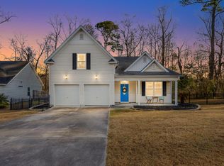 216 E Edgefield Dr, Summerville, SC 29485