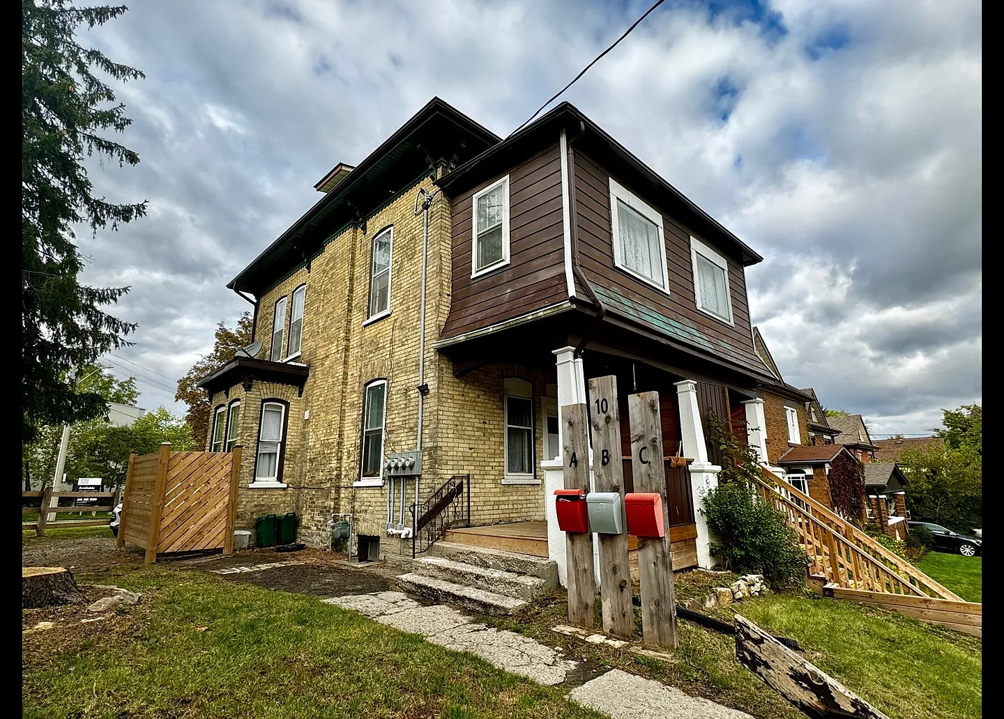 10 Shanley Street Kitchener — Photo 1