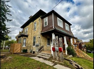 10 Shanley St #A, Kitchener, ON N2H 5N8
