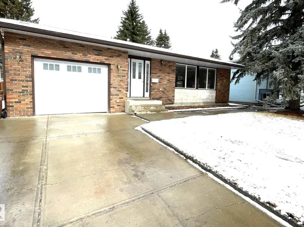 44 Arlington Dr, Saint Albert, AB T8N 2V5