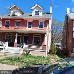 129 Walnut St, Mont Clare, PA, 19453