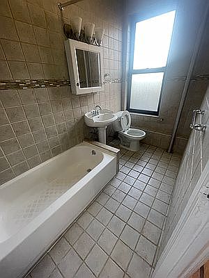 2nd image of 883 Franklin Ave #9C