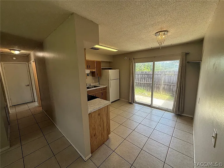 300 Wilda Ave — Photo 5