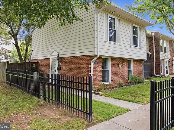 2nd image of 2108 Ferguson Pl