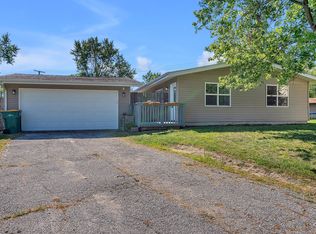 532 Sassafrass Ct, Valparaiso, IN 46385