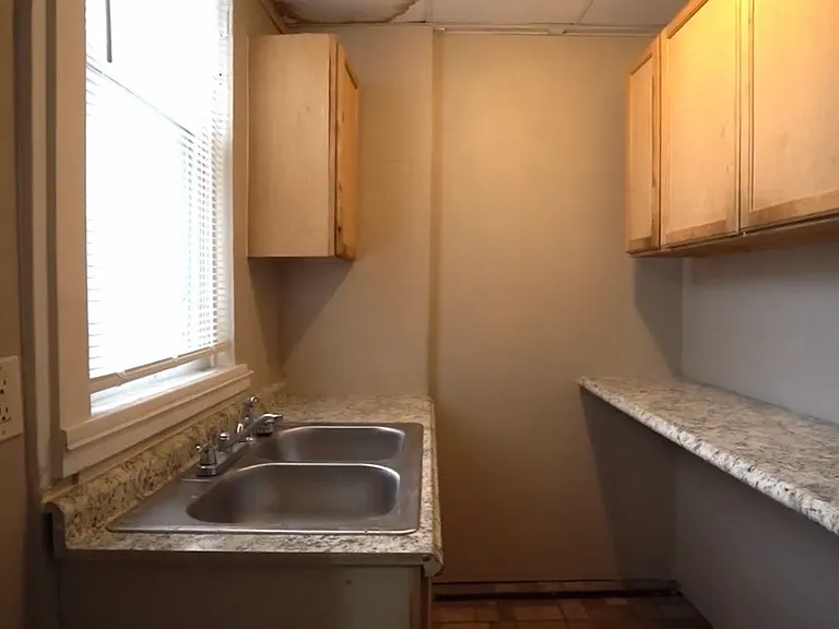 109 Gross St — Photo 13