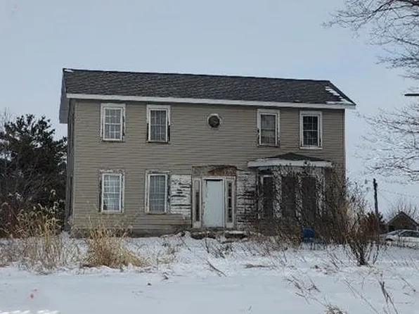 1555 77th St, Luzerne, IA 52257