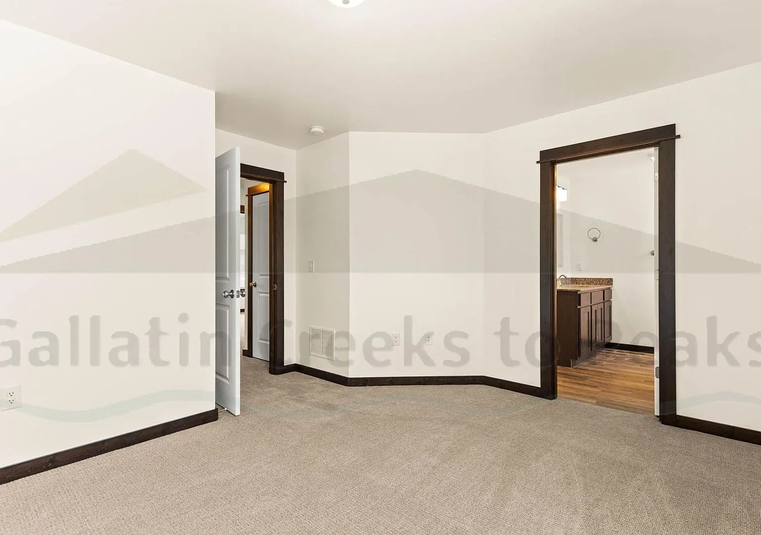 878 Rookery Lane — Photo 2