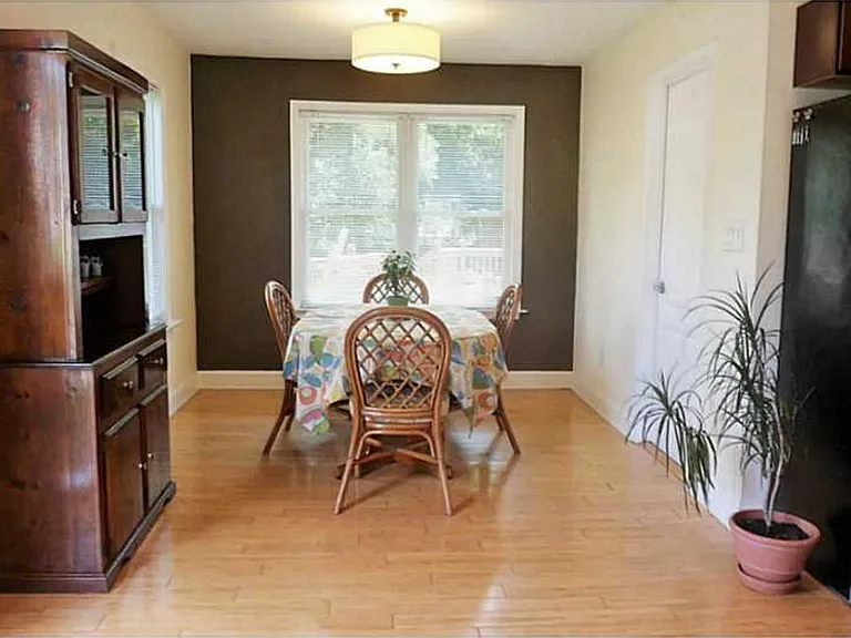 8008 E Glen Rd — Photo 5