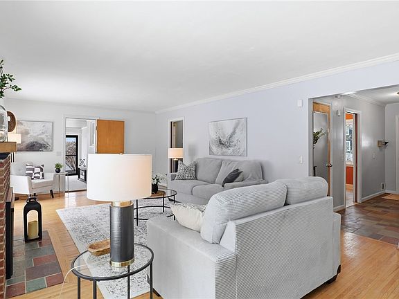 5th image of 56 Northwick Dr