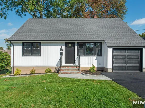 167 Pleasant Avenue, Bergenfield, NJ 07621