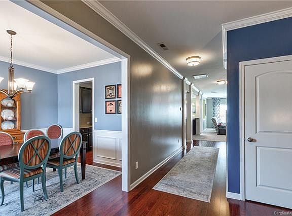 2nd image of 2137 Argentum Ave