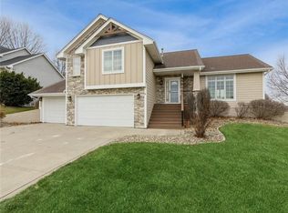2005 Country Club Rd, Indianola, IA 50125