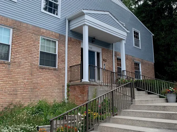 531 E University Dr APT 1307, Rochester, MI 48307