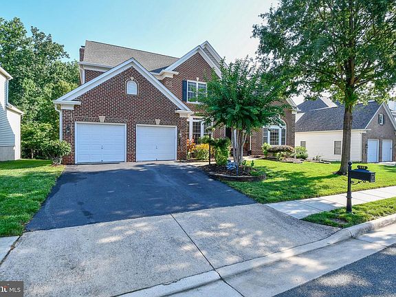 3rd image of 8132 Bluebonnet Dr
