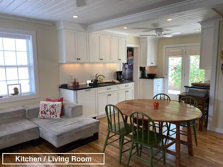 528 Snyder Ave — Photo 11