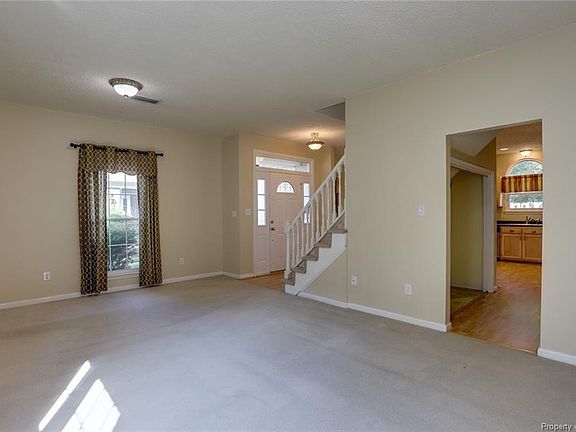 5th image of 2282 Kings Creek Ln