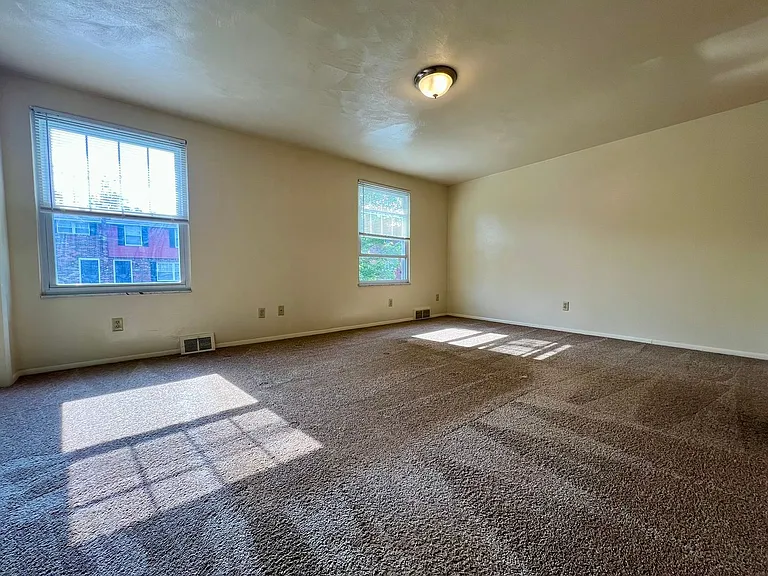 442 Mower Dr #D — Photo 5